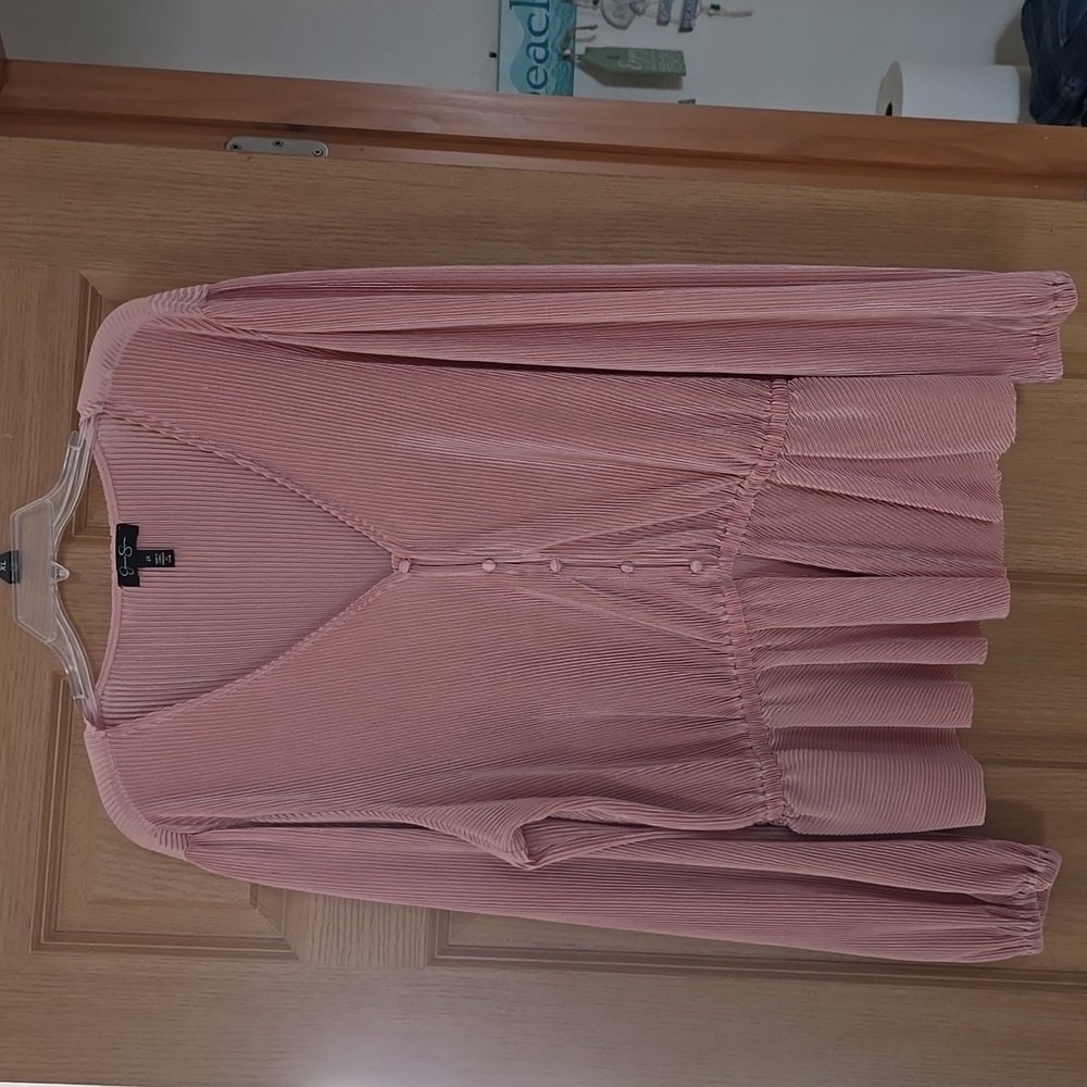 Jessica Simpson pre-owned v neck top 2XL